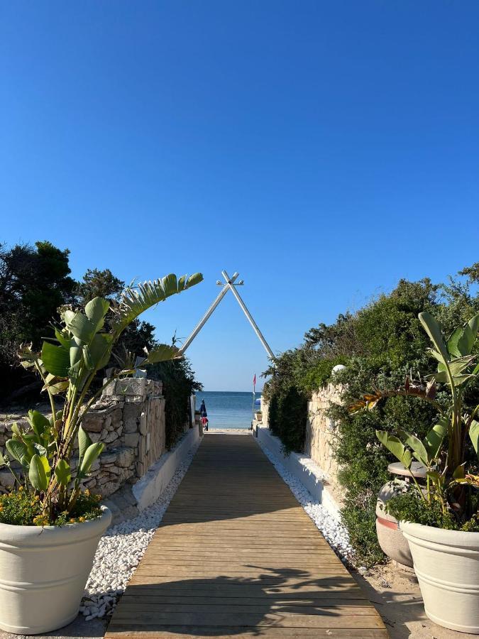 Hotel Dei Bizantini & Villaggio Campo Dei Messapi San Pietro in Bevagna Dış mekan fotoğraf