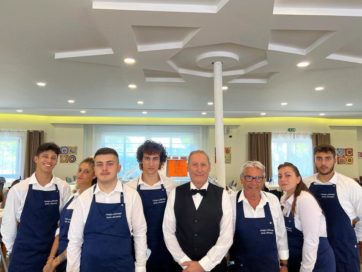 Hotel Dei Bizantini & Villaggio Campo Dei Messapi San Pietro in Bevagna Dış mekan fotoğraf